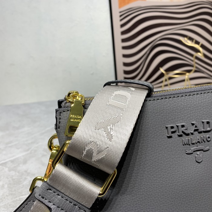 入手困難 Pradaプラダ スーパーコピー レディースショルダーバック