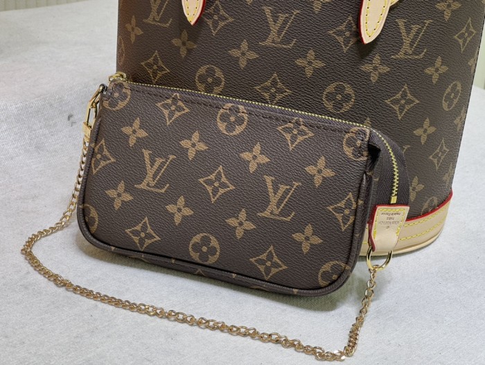 【話題商品！】Louis vuittonルイヴィトン 偽物通販 ショルダーバッグ