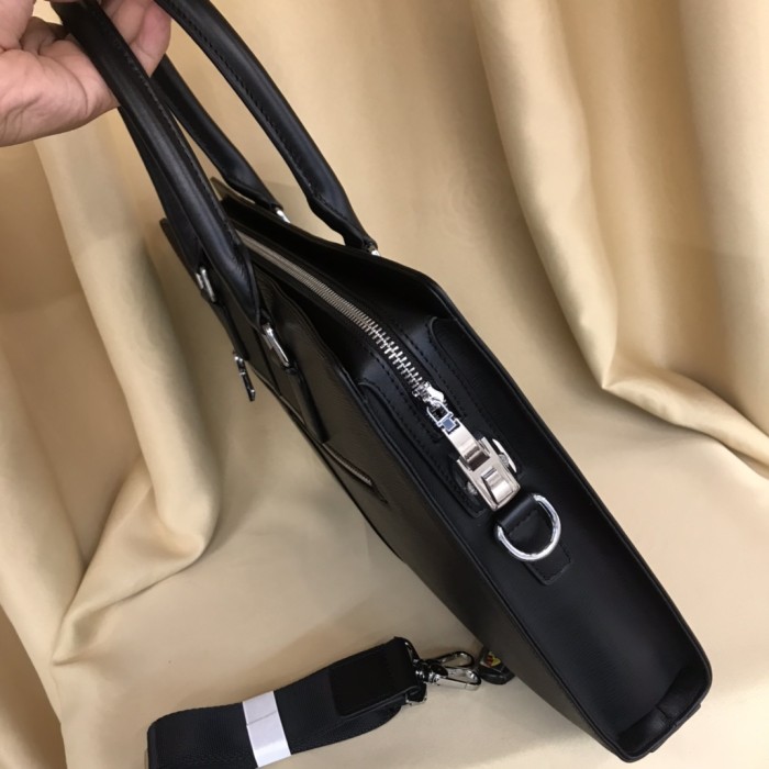 入手困難 Pradaプラダ スーパーコピー メンズハンドバック