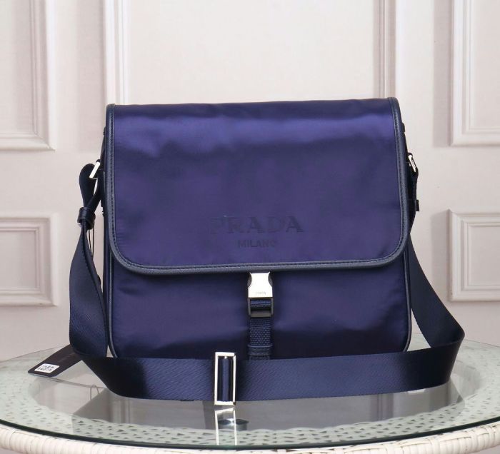 日本未入荷 Pradaプラダ スーパーコピー メンズショルダーバック