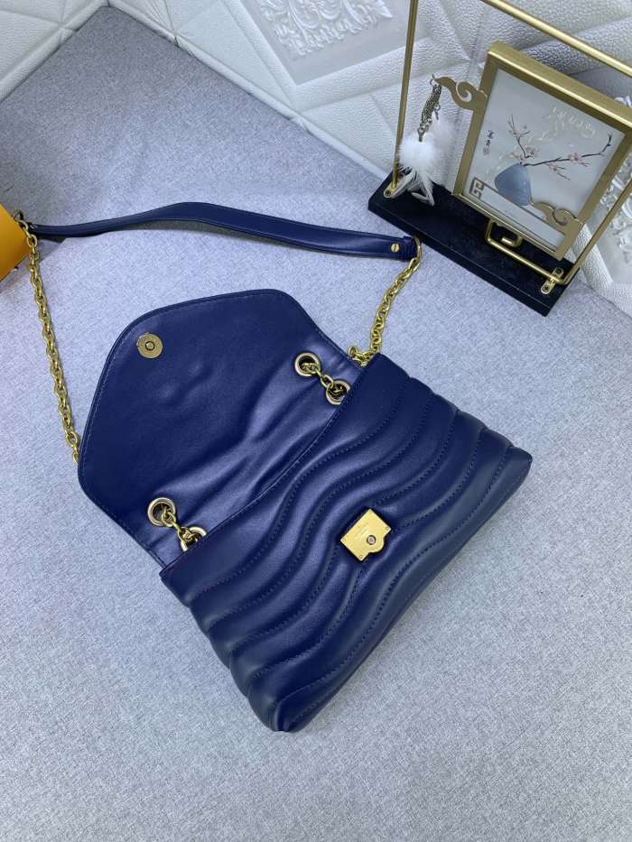 【話題商品！】Louis vuittonルイヴィトン コピーおすすめ ショルダーバッグ