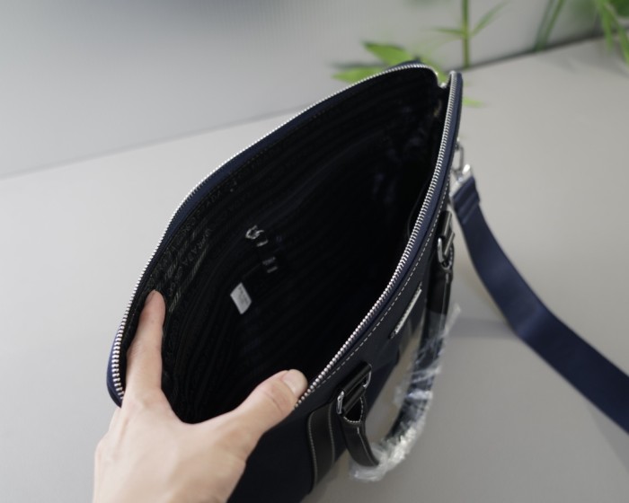 追跡付 Pradaプラダ n級品 メンズショルダーバック