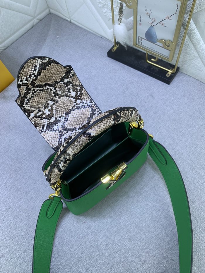 超奇跡の入荷☆ Louis vuittonルイヴィトン 激安通販 ショルダーバッグ