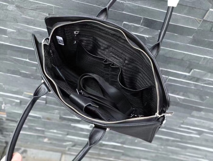 高品質 Pradaプラダ n級品メンズハンドバック
