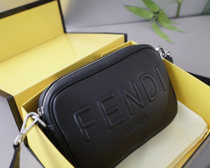 高品質 Fendiフェンディn級品メンズショルダーバック