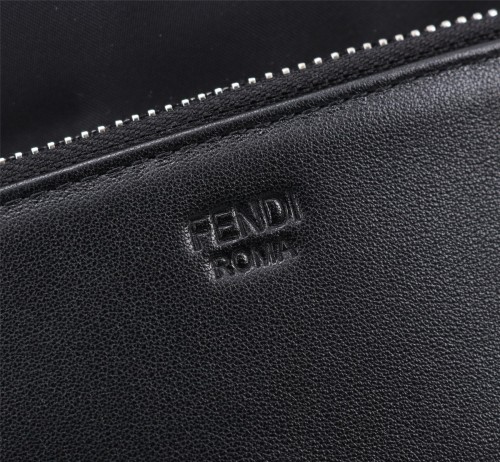 使い勝手良し Fendiフェンディ偽物通販メンズショルダーバック