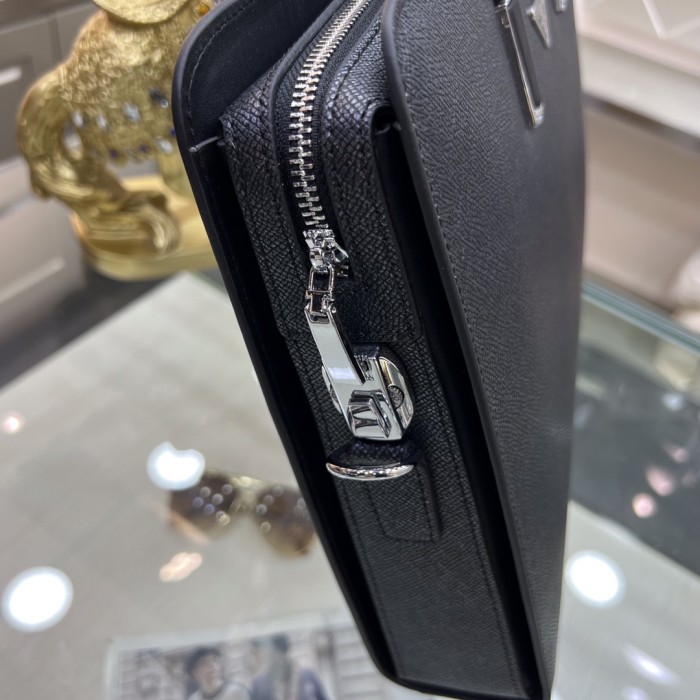 入手困難 Pradaプラダ スーパーコピー メンズハンドバック