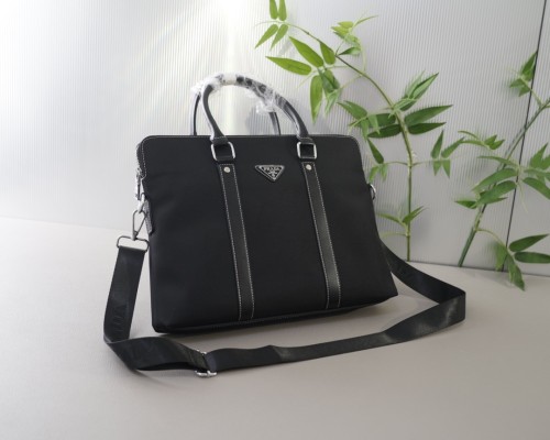 【話題商品！】Pradaプラダ スーパーコピー メンズショルダーバック