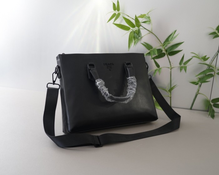 【限定】Pradaプラダ n級品 メンズハンドバック
