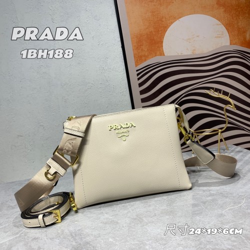 一目惚れ♪ Pradaプラダ コピー レディースショルダーバック