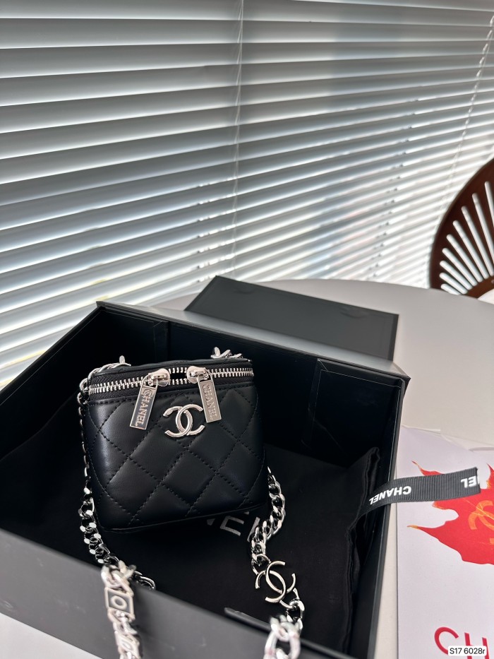 一目惚れ♪ Chanelシャネル 激安偽物 ショルダーバック