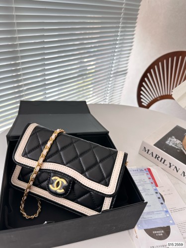 日本未入荷 Chanelシャネル 激安通販ショルダーバック