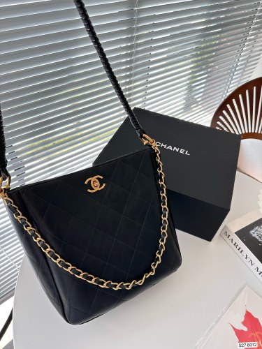 使い勝手良し Chanelシャネル コピーおすすめ ショルダーバック