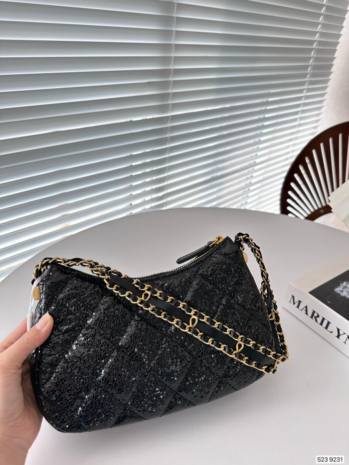 【話題商品！】シャネル 激安通販 ショルダーバック