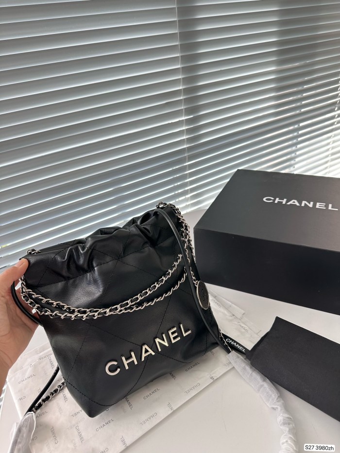 ★超人気 Chanelシャネル 激安偽物 ショルダーバック