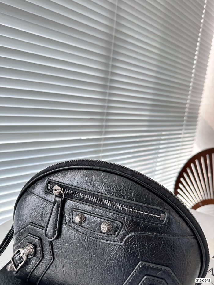 入手困難 Balenciagaバレンシアガ激安偽物 レディースショルダーバック