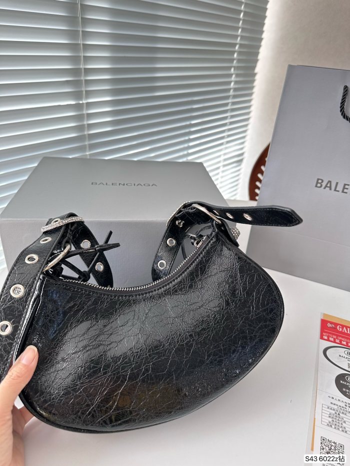超話題! Balenciagaバレンシアガn級品 レディースショルダーバック