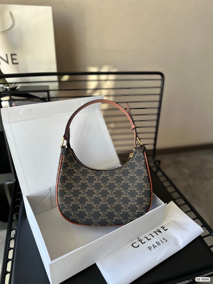 超話題! Celineセリーヌ 激安通販 レディースショルダーバック