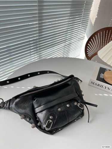高品質 Balenciagaバレンシアガ激安偽物 レディースショルダーバック
