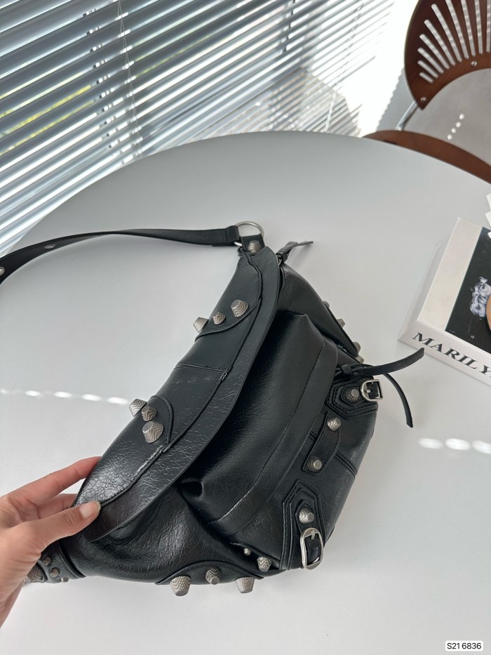 高品質 Balenciagaバレンシアガ激安偽物 レディースショルダーバック