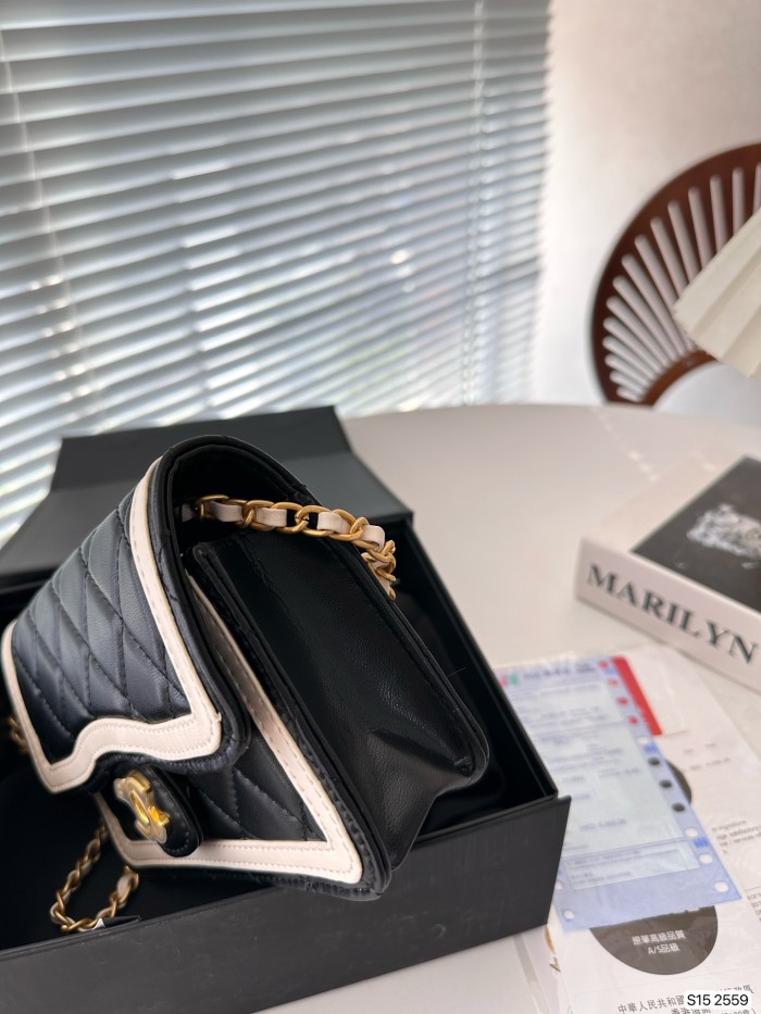 日本未入荷 Chanelシャネル 激安通販ショルダーバック