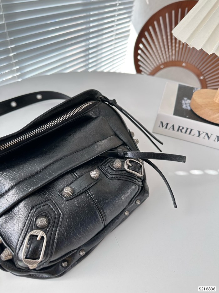 高品質 Balenciagaバレンシアガ激安偽物 レディースショルダーバック