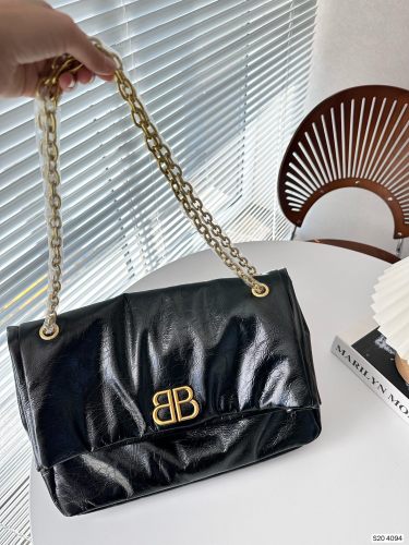 使い勝手良し Balenciagaバレンシアガコピー レディースショルダーバック