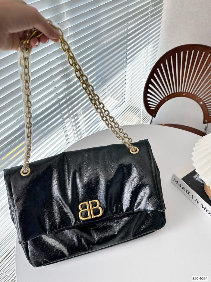 使い勝手良し Balenciagaバレンシアガコピー レディースショルダーバック