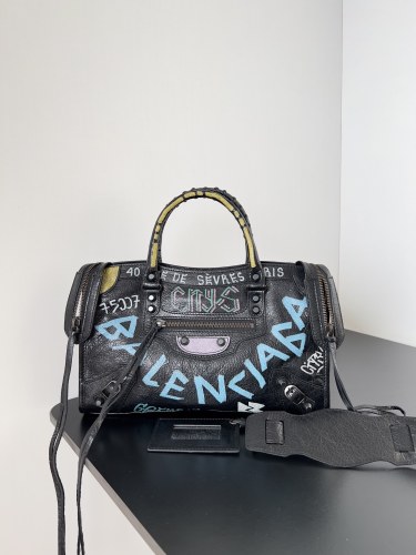 日本未入荷 Balenciagaバレンシアガn級品 レディースショルダーバック