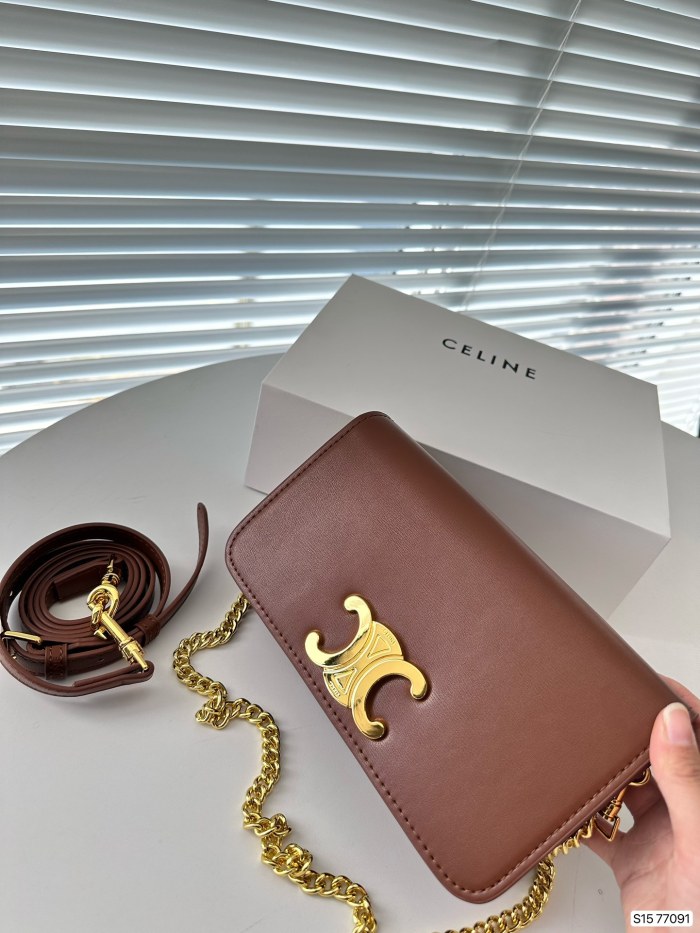 日本未入荷 Celineセリーヌ コピーおすすめ レディースショルダーバック