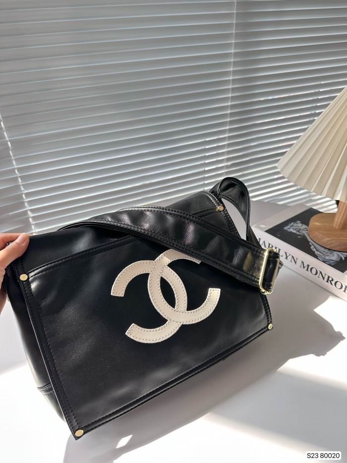 超奇跡の入荷☆ Chanelシャネル 激安偽物ショルダーバック