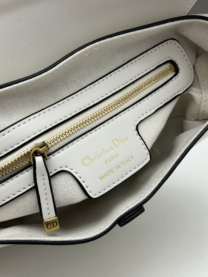 日本未入荷 Diorディオール スーパーコピー レディース ショルダーバック
