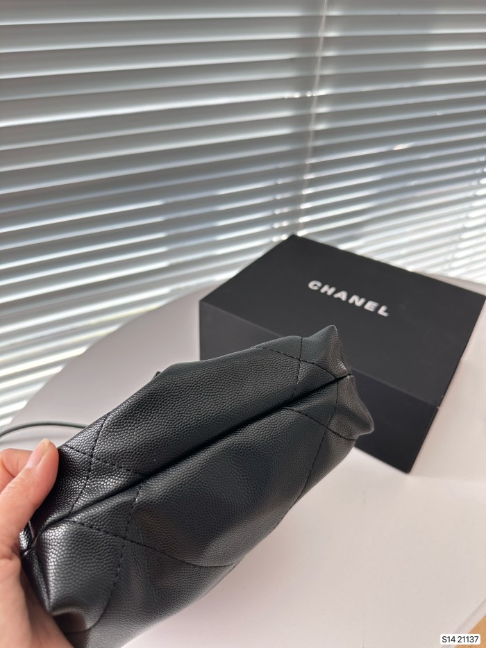 日本未入荷 Chanelシャネル n級品 ショルダーバック