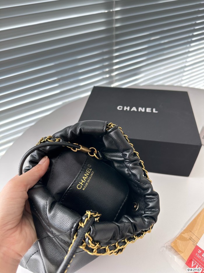 日本未入荷 Chanelシャネル n級品 ショルダーバック