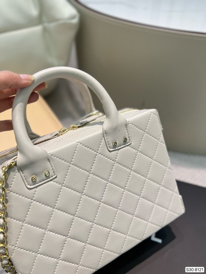 一目惚れ♪ Chanelシャネル 偽物通販 ショルダーバック