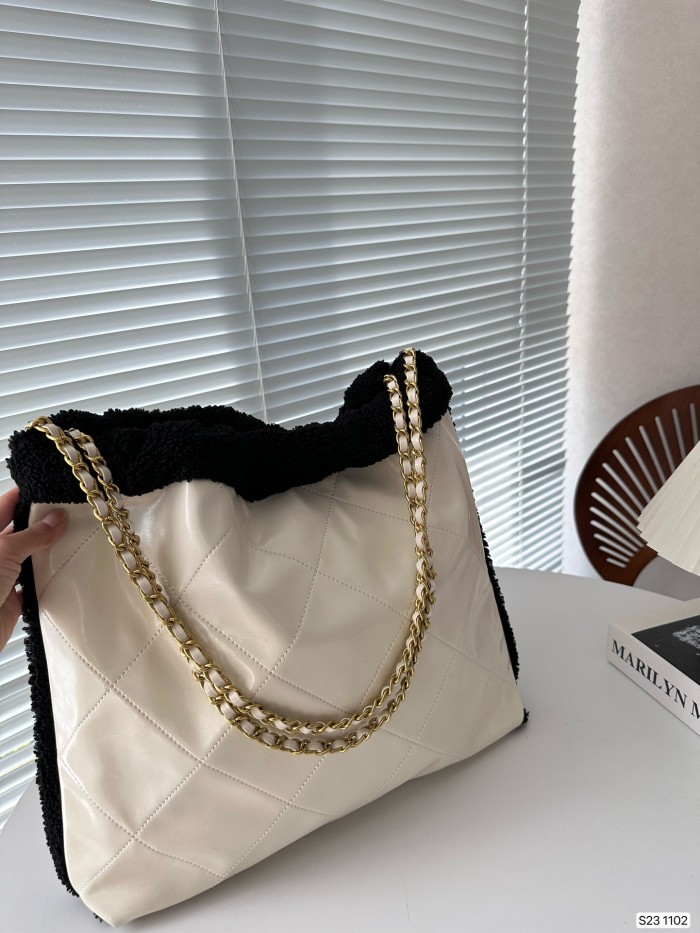 使い勝手良し Chanelシャネル スーパーコピー ショルダーバック