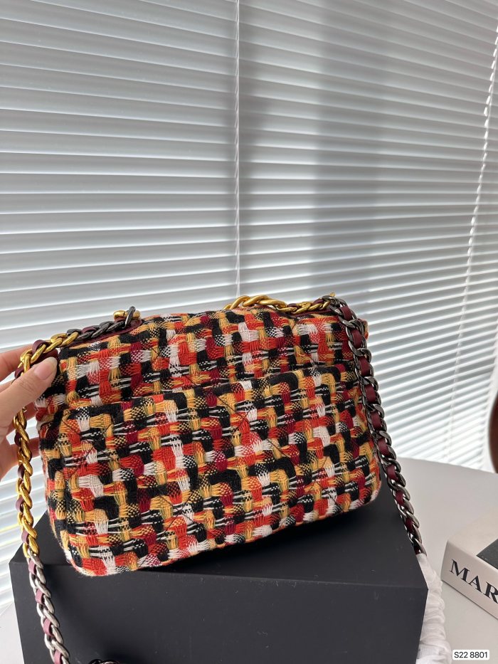 追跡付 Chanelシャネル ピーおすすめ ショルダーバック