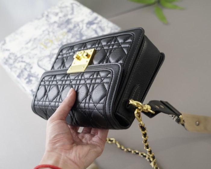 累積売上総額第１位！Diorディオール 激安通販 レディース ショルダーバック