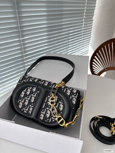 大人気 Diorディオール 偽物通販 レディース ショルダーバック
