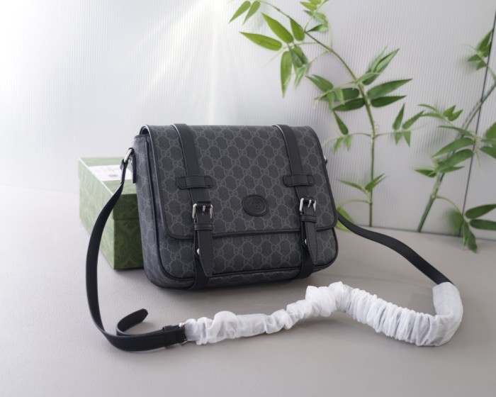 日本未入荷 Gucciグッチ コピー メンズショルダーバック