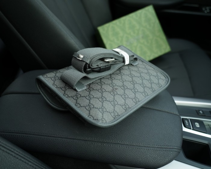 入手困難 Gucciグッチ コピー メンズ ショルダーバック