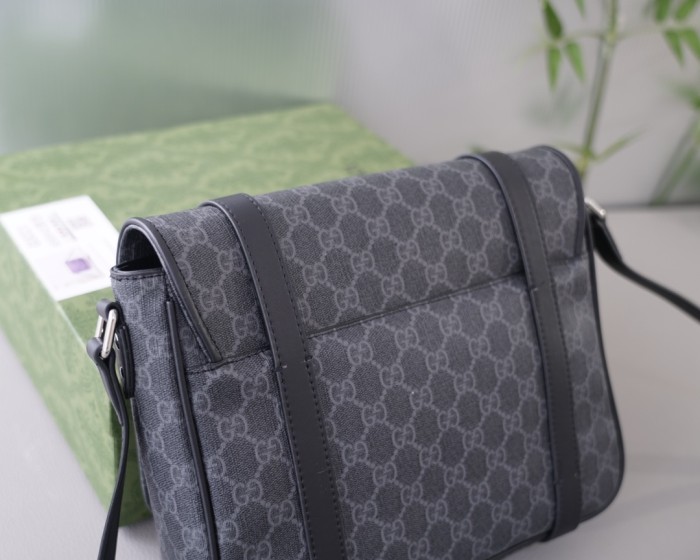日本未入荷 Gucciグッチ コピー メンズショルダーバック