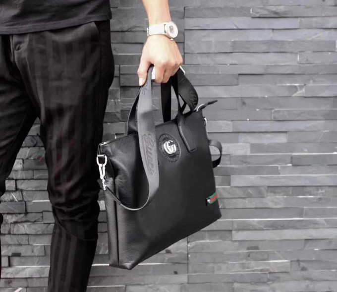 超奇跡の入荷☆ Gucciグッチ 偽物通販 メンズハンドバック