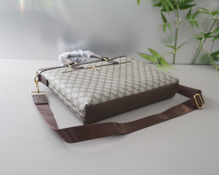 【話題商品！】 Gucciグッチ スーパーコピー メンズハンドバック
