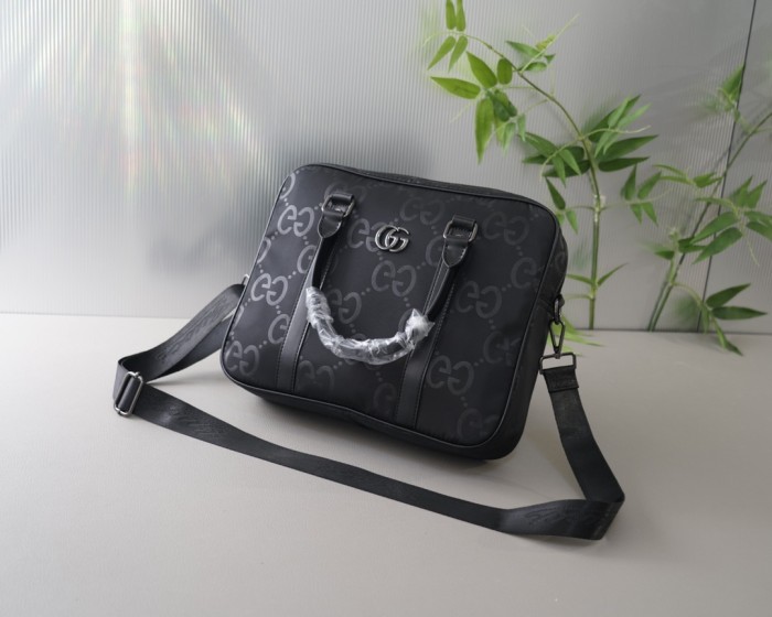 新作 Gucciグッチ 激安偽物 メンズハンドバック