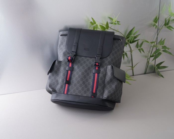 日本未入荷 Gucciグッチ スーパーコピー メンズリュックバック