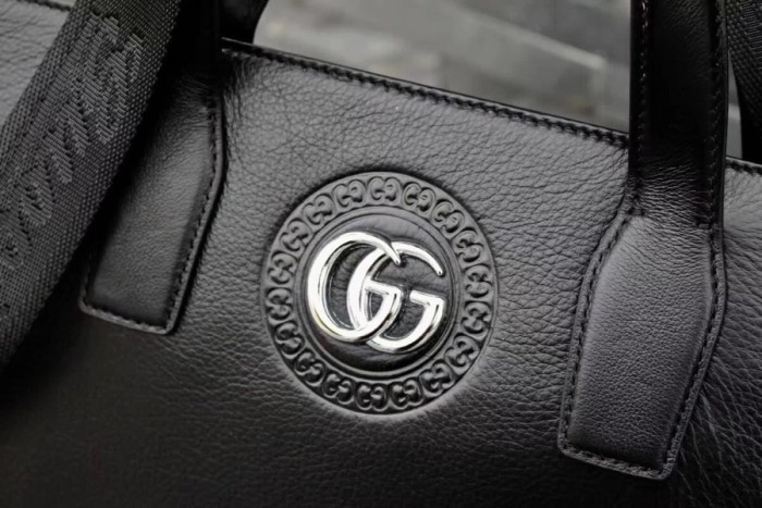 超奇跡の入荷☆ Gucciグッチ 偽物通販 メンズハンドバック