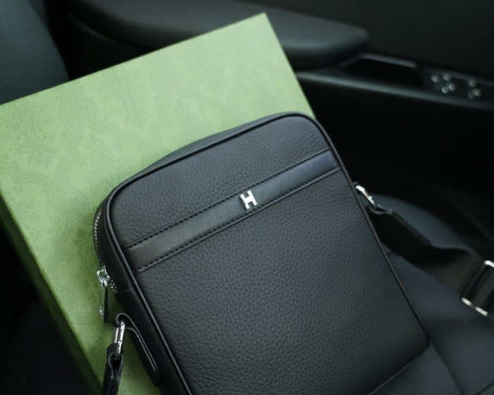 一目惚れ♪ Hermesエルメス n級品 メンズ ショルダーバック