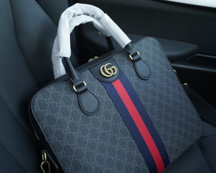 【話題商品！】Gucciグッチ コピー メンズハンドバック