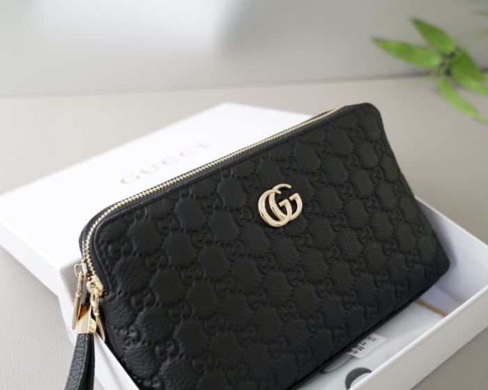 超話題! Gucciグッチスーパーコピー メンズハンドバック